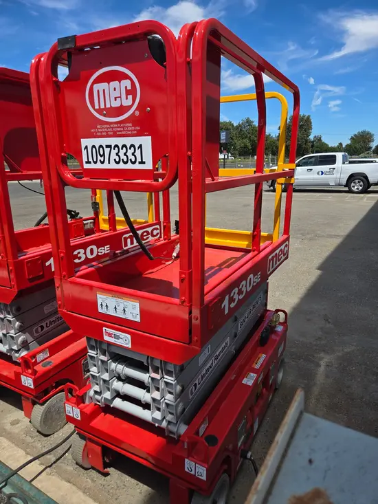 2019 MEC 1330SE Scissor Lift