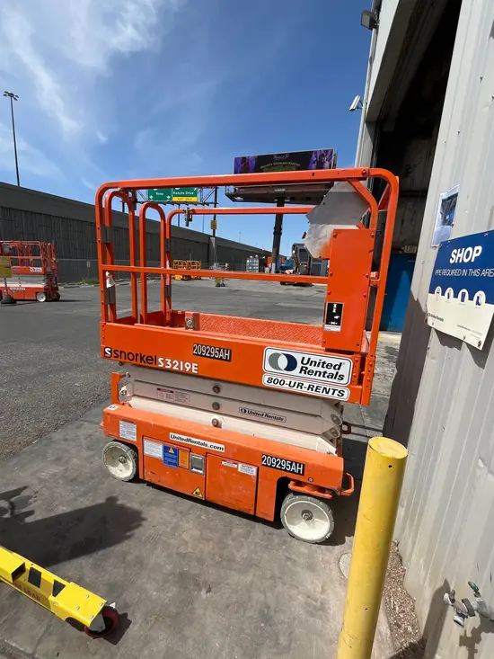2018 Snorkel S3219E Scissor Lift