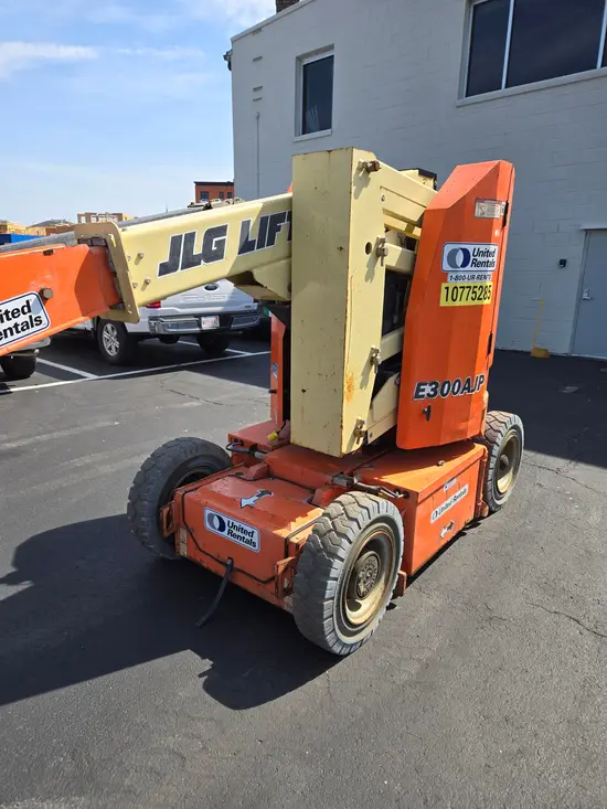 2018 JLG E300AJP Articulating Boom Lift