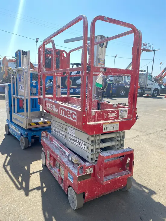2019 MEC 1330SE Scissor Lift