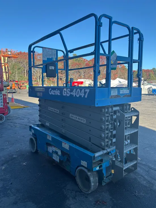2016 Genie GS-4047 Scissor Lift