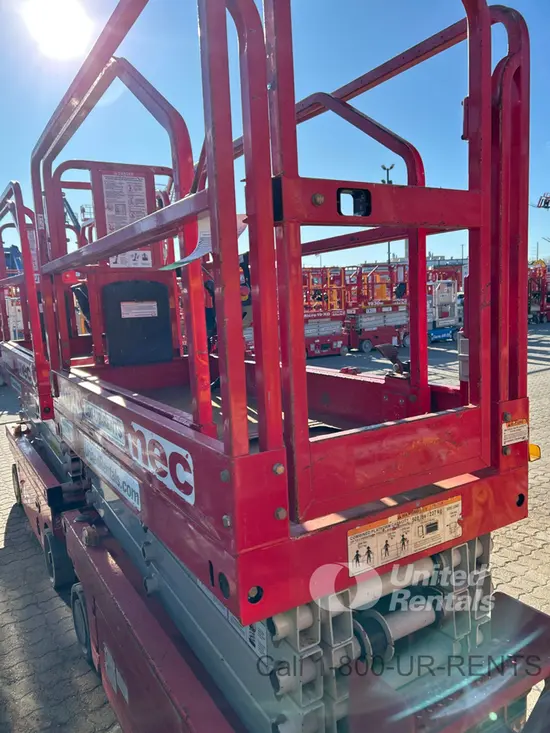 2017 MEC 1930SE Scissor Lift