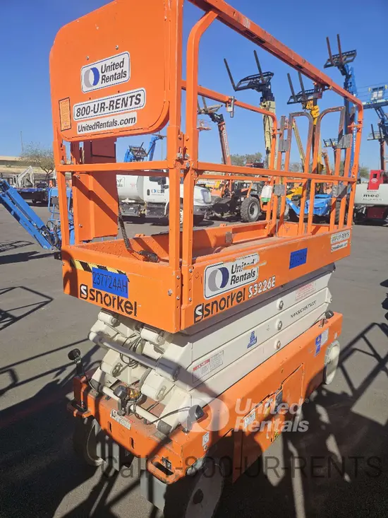 2019 Snorkel S3226E Scissor Lift