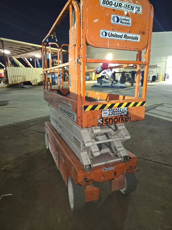 2019 Snorkel S3226E Scissor Lift