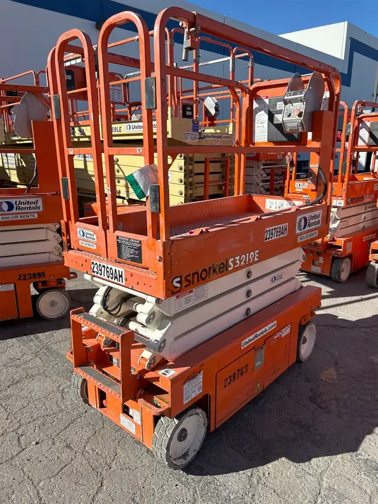 2019 Snorkel S3219E Scissor Lift