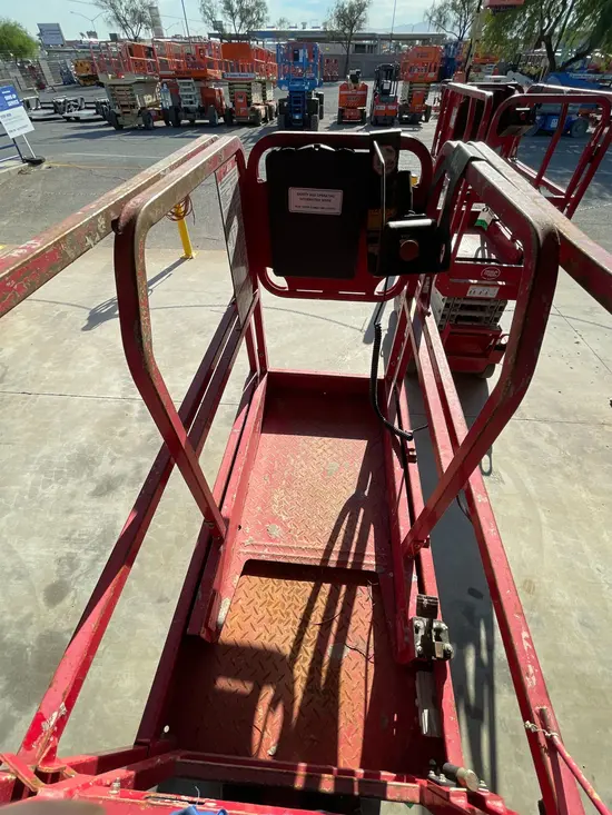 2018 MEC 1330SE Scissor Lift