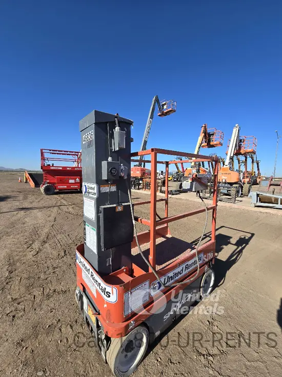 2017 Skyjack SJ16 Self-Propelled One-Person Lift