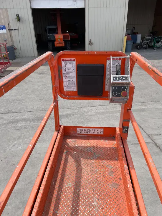 2019 Snorkel S3219E Scissor Lift
