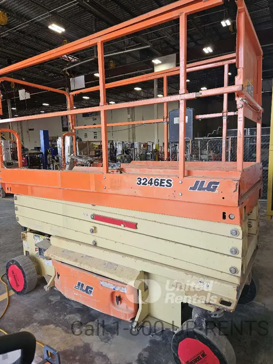 2017 JLG 3246ES Scissor Lift