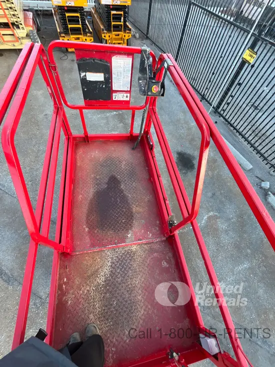 2019 MEC 3346SE Scissor Lift