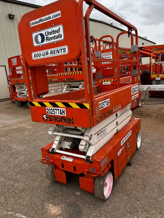 2018 Snorkel S3219E Scissor Lift