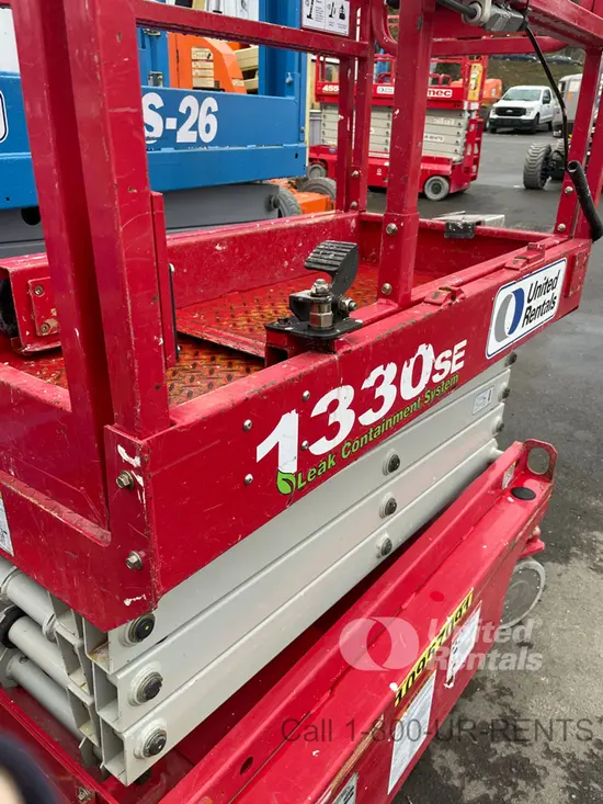 2019 MEC 1330SE Scissor Lift