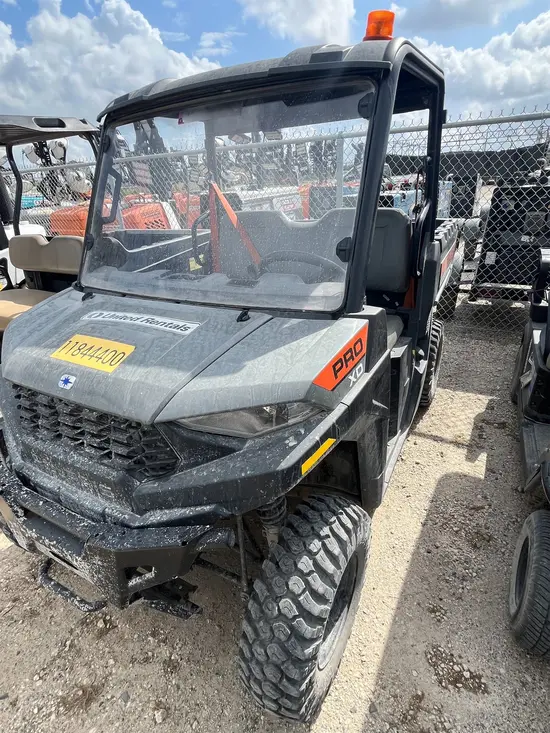 2024 Polaris PRO XD MID-SIZE Utility Vehicle