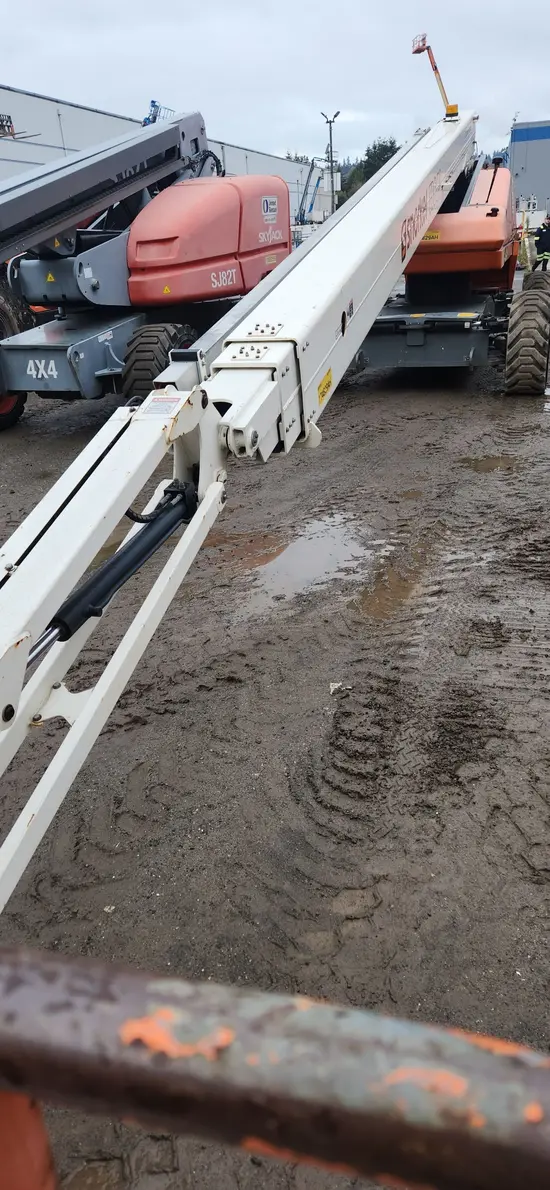2016 Snorkel TB86J Boom Lift