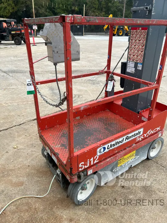 2017 Skyjack SJ12 Self-Propelled One-Person Lift