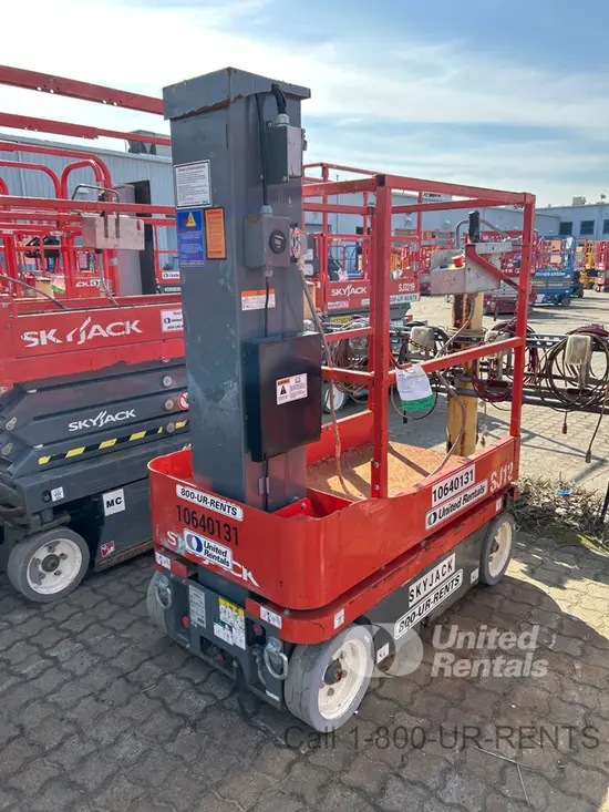 2017 Skyjack SJ12 Self-Propelled One-Person Lift