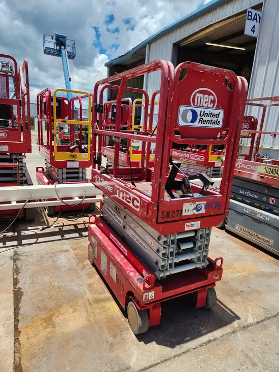 2018 MEC 1330SE Scissor Lift