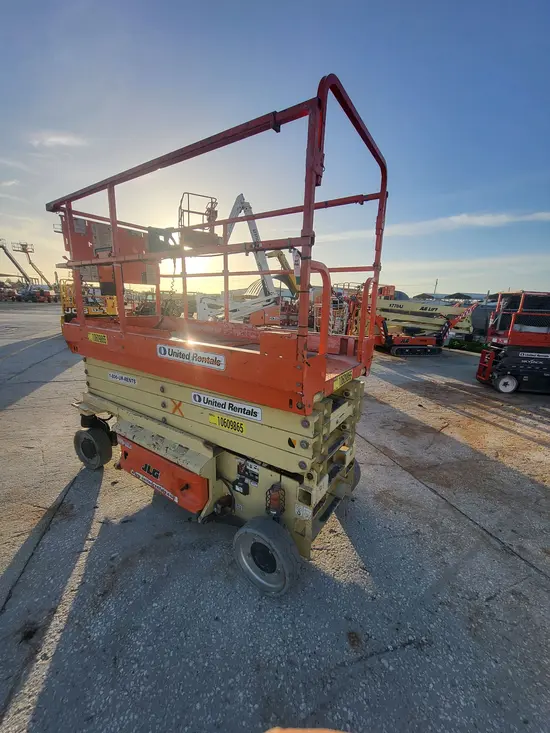 2017 JLG 3246ES Scissor Lift