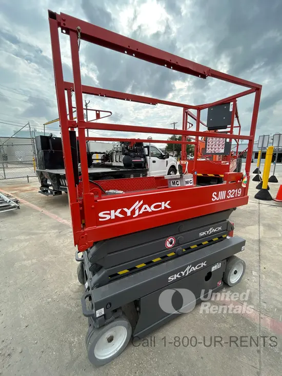 2018 Skyjack SJIII3219 Scissor Lift