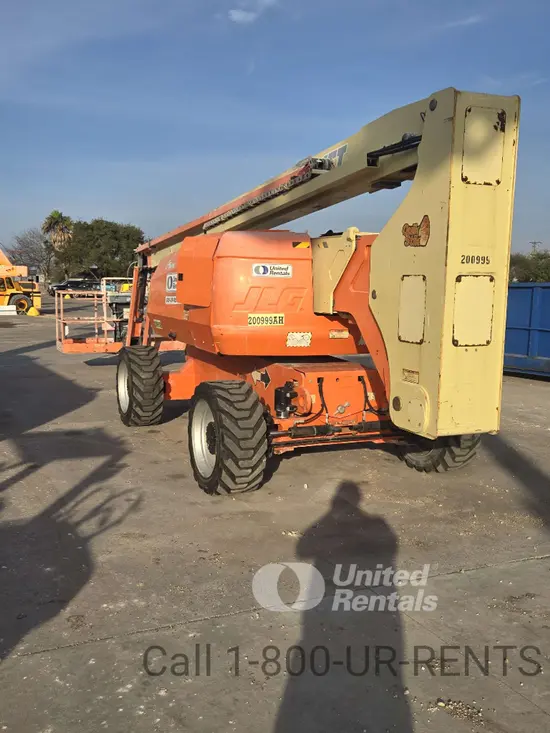 2018 JLG 800AJ Articulating Boom Lift