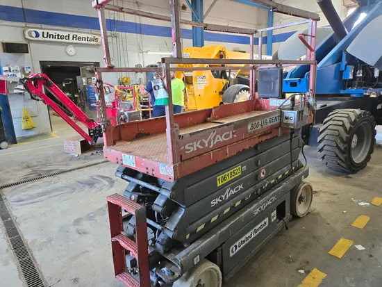 2017 Skyjack SJIII3226 Scissor Lift
