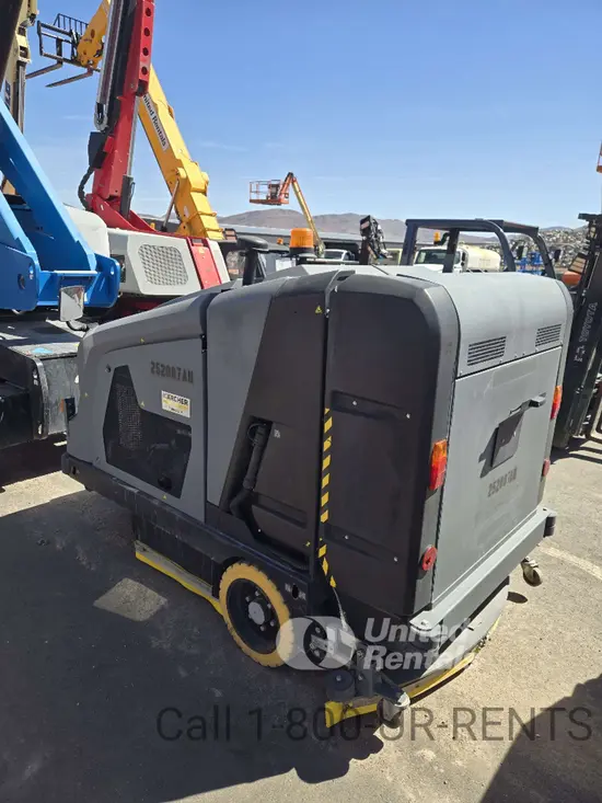 2020 KARCHER B 300 RI LPG Scrubber