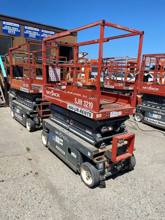 2018 Skyjack SJIII3219 Scissor Lift
