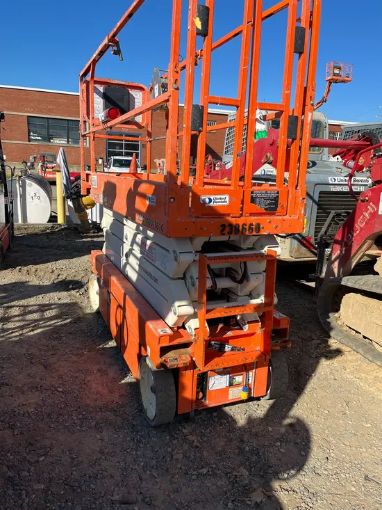 2019 Snorkel S3226E Scissor Lift