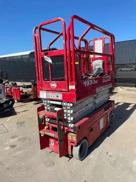 2017 MEC 1930SE Scissor Lift