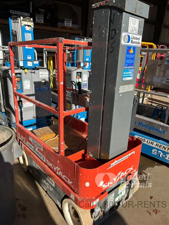 2017 Skyjack SJ12 Self-Propelled One-Person Lift