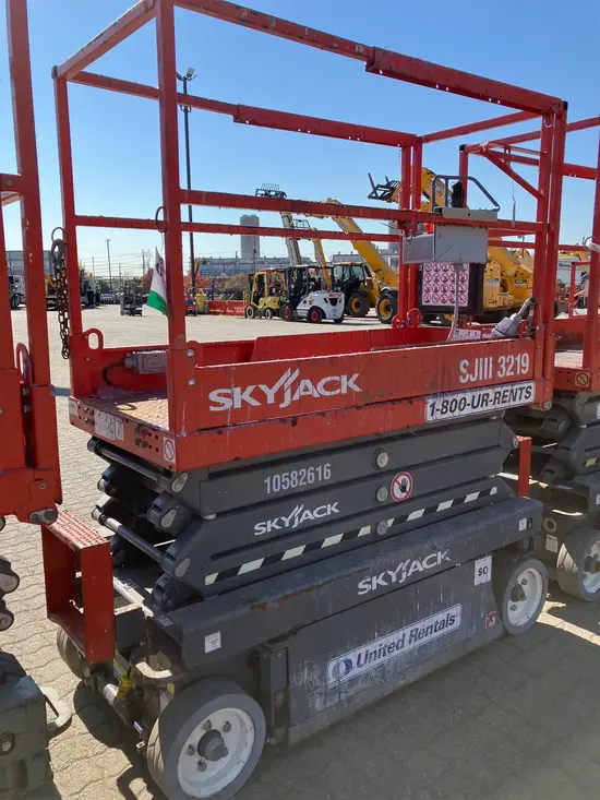 2017 Skyjack SJIII3219 Scissor Lift