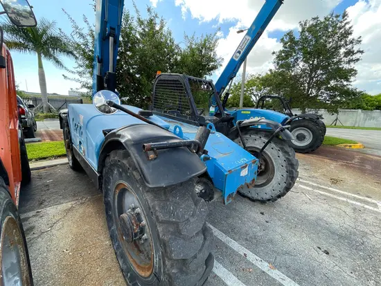 2015 Genie GTH-844 Forklift
