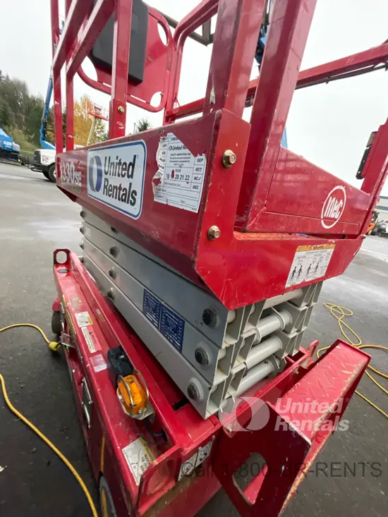 2019 MEC 1330SE Scissor Lift