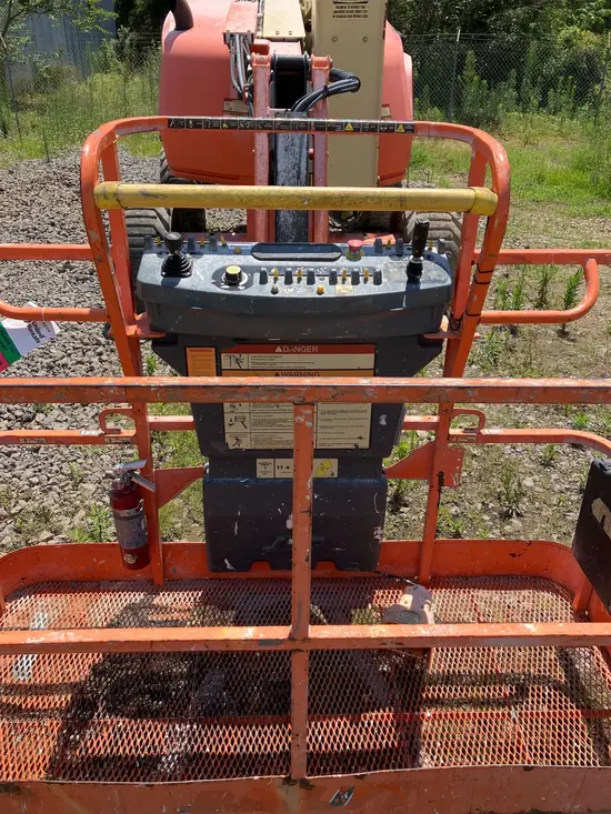 2015 JLG 450AJ Articulating Boom Lift