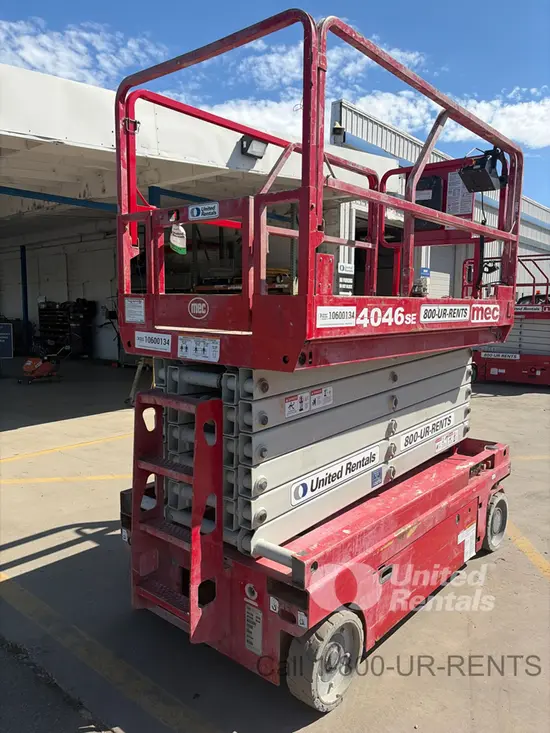 2017 MEC 4046SE Scissor Lift