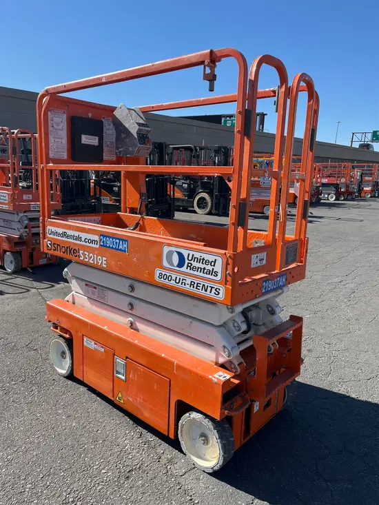2018 Snorkel S3219E Scissor Lift