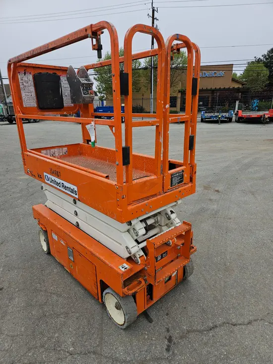 2018 Snorkel S3219E Scissor Lift