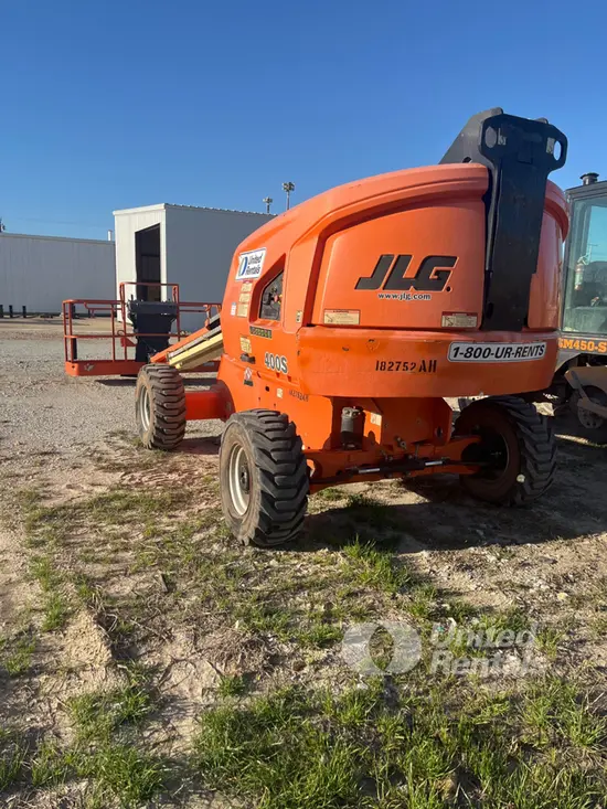 2016 JLG 400S Boom Lift