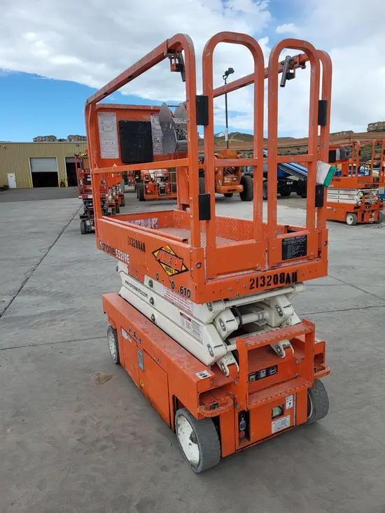 2018 Snorkel S3219E Scissor Lift