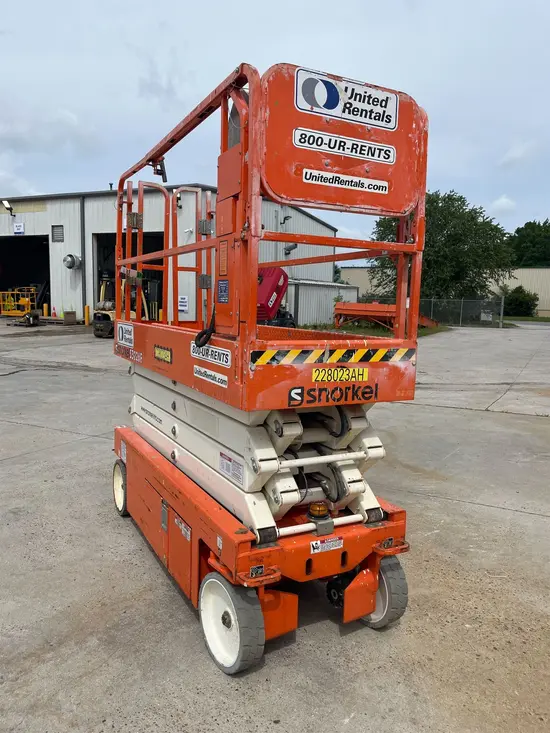 2019 Snorkel S3226E Scissor Lift