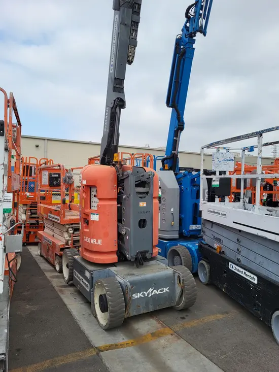 2017 Skyjack SJ30ARJE Articulating Boom Lift