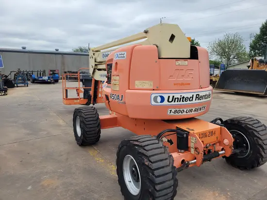 2013 JLG 450AJ Articulating Boom Lift