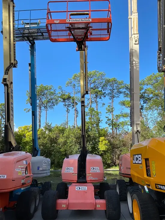 2018 JLG 460SJ Boom Lift