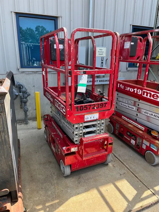 2017 MEC 1330SE Scissor Lift