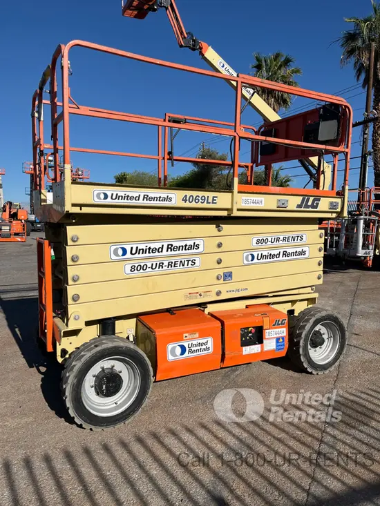 2017 JLG 4069LE Scissor Lift