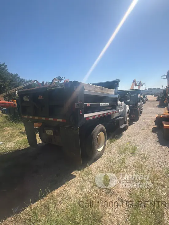 2022 Ford F-750-DUMP-HYD Truck