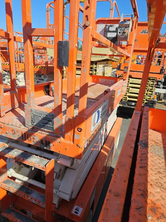 2019 Snorkel S3226E Scissor Lift