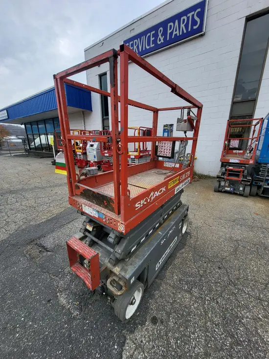 2018 Skyjack SJIII3219 Scissor Lift