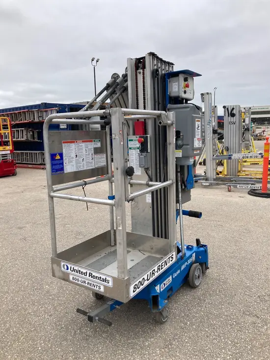 2018 Genie AWP-30SDC Pusharound Lift
