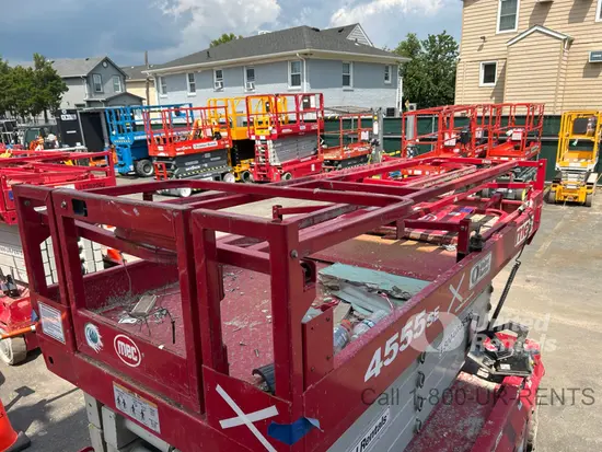 2018 MEC 4555SE Scissor Lift